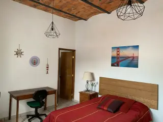 Rento Habitación amueblada todos los servicios
