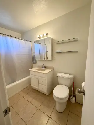 Casa por Renta en Long Beach 2 recámaras 1 Baño $3000/mes