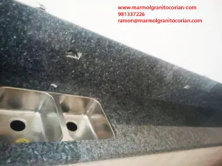 GRANITO STEEL GREY: SOBRIEDAD, RESISTENCIA Y DISEÑO