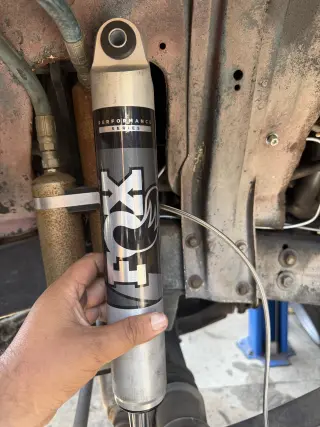 Trabajo de Mecanico de suspension y Llantero! Se le enseña si eres movido!