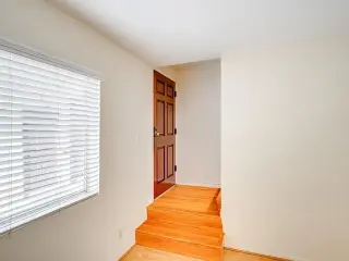 Apartamento 1‑hab 1‑baño, parqueadero y amenidades en MONROVIA CA