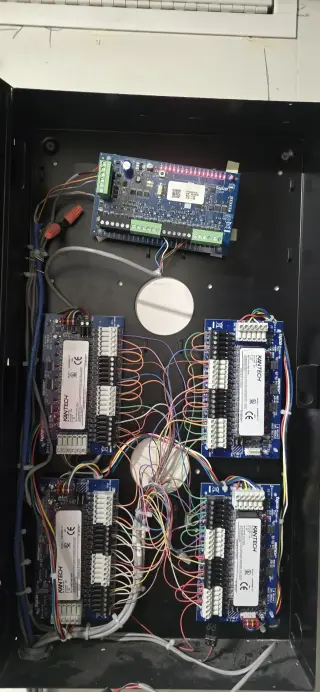 Ayuda con Wi-Fi, computadoras y tecnología para el hogar