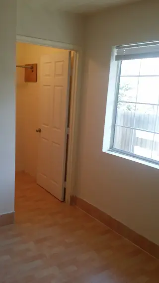 Room for rent-cuarto de renta