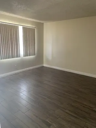Sunshine Apts