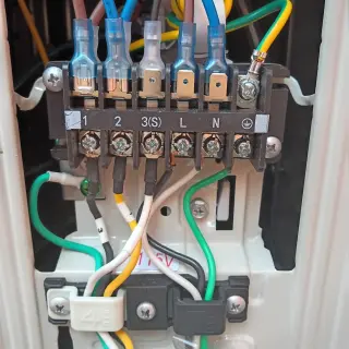 Trabajos electrónicos.