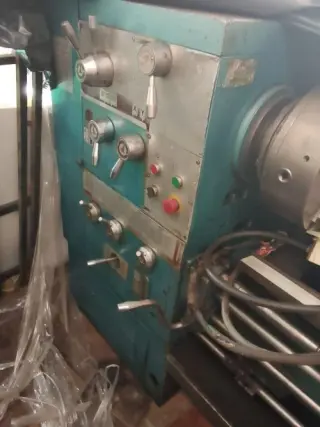 Torno pesado Rummano y Prensa Hidr.