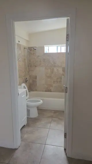 $2700 3-bedroom house for rent / Casa de 3 dormitorios en alquiler por $2700