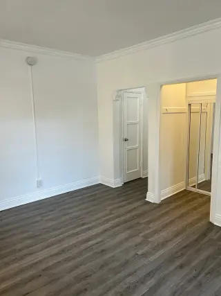 **¡$1,595 al mes – Acogedor estudio en el corazón de Koreatown!**