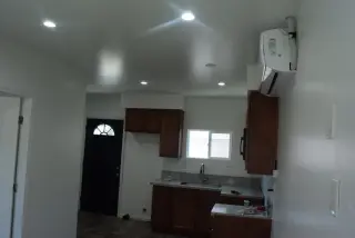 Apt in South Gate