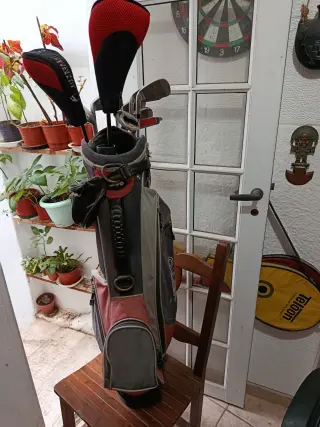 Vendo Set de Palos de Golf. Poco uso.