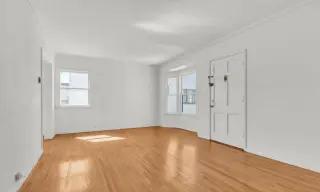 2 Bedroom Apt in Riverside