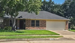 Conveniently Located Rental Home