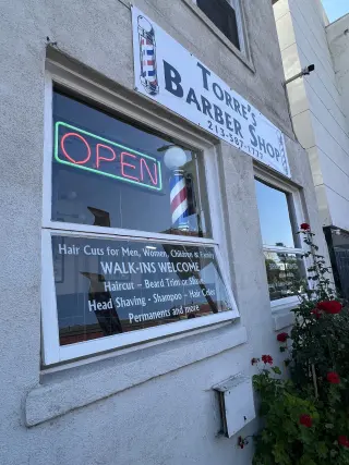 ¡SE SOLICITA BARBERO CON LICENCIA – CONTRATACIÓN INMEDIATA! 💈