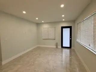 Newly Renovated Duplex