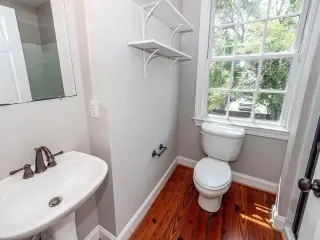 home available for rent immediately!!!