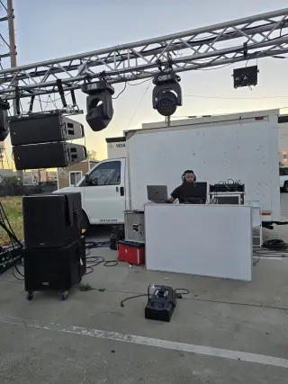 Servicios de DJ Profesionales para Eventos