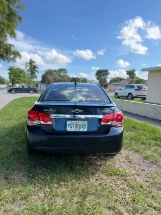En 💰$2300 Cash. Chevrolet Cruze 2014.