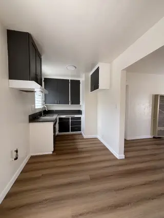 Apartamento de 1 recámara y 1 baño, recién renovado, en Bell, CA