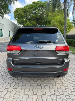 ¡EL SUEÑO AMERICANO! Jeep Grand Cherokee Laredo 2018  ¡Solo $1,500 de Inicial!