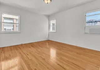 2 Bedroom Apt in Riverside