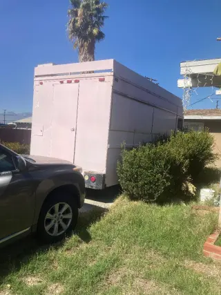 SE VENDE FOOD TRUCK SEMI NUEVA