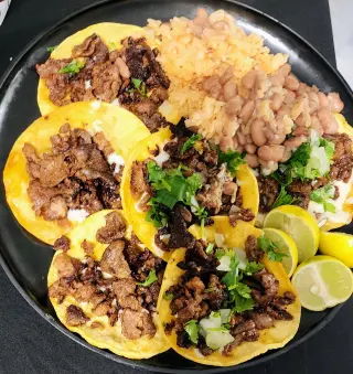 Deliciosos Tacos de Carne