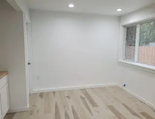 SE RENTA APARTAMENTO DE 1 HABITACIÓN EN EL CORAZÓN DE BURBANK, CA