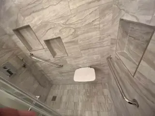 Servicios Profesionales de Remodelación - Baños y Cocinas