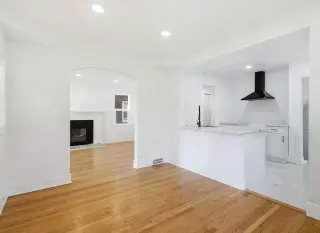 Clean Home in Convenient Location