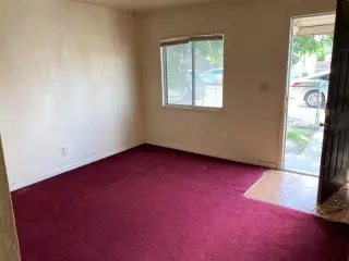 FULLERTON CA Vivienda con servicios incluidos