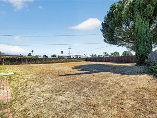 NEW SINGLE HOUSE FOR RENT !!