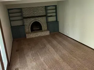 SINGLE RACNH IN OMAHA READY FOR RENT