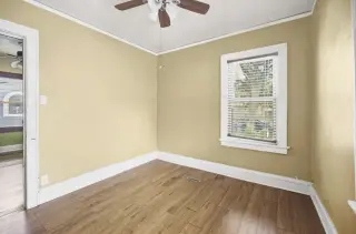4044 N 40th STREET, Milwaukee, WI 53216