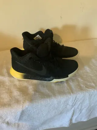 Zapatillas de Baloncesto Nike - Negro y Dorado … men size 12