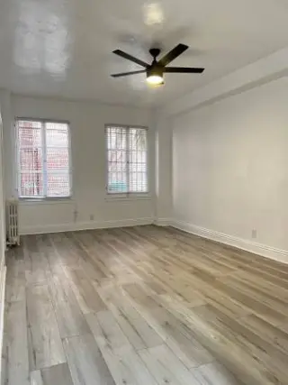 Spacious Apartment for Rent in Prime Location, Koreatown