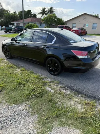 🚘 2009 Honda Accord – $2,400 CASH ¡Título Limpio! 🔧