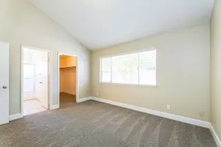 MOVE IN READY
