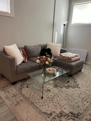 Spacious Room for Rent in Miami