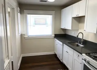 3 habitaciones y 1 baño en la calle N Glassell,