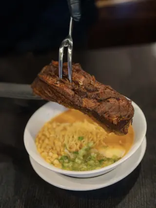 Restaurante de Ramen Japonés - GOMEN