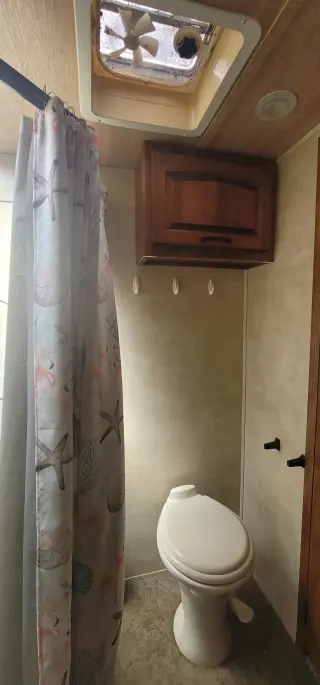 Tiny Home with 1Bedrm/1Bathrm & Bunk Beds for Rent