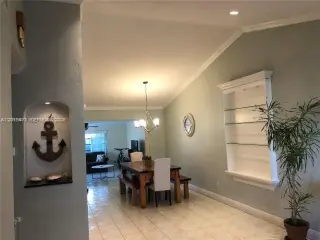 Villa 3/2 For Rent en Kendall
