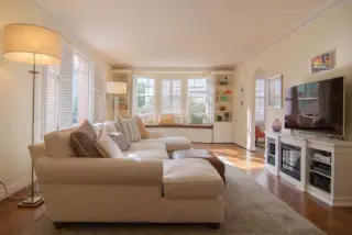 SPACIOUS 1 BED/ 1 BATH APARTMENT IN WESTCHESTER LOS ANGELES