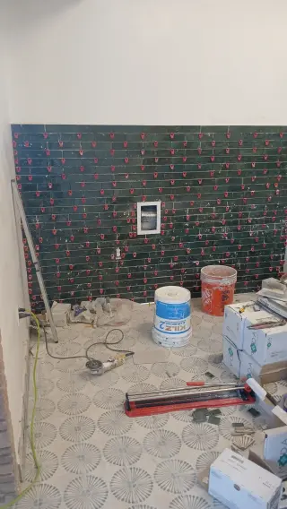 Servicios de Instalación de tile  pvc. Drywall ,pintura
