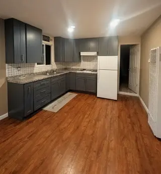Casita / Back house (ADU) en renta