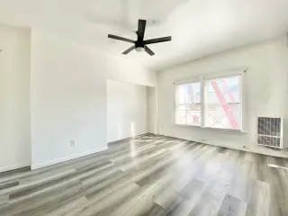 ¡Estudio Económico en Pico Union – Disponible Ahora! $1295 y 2 meses gratis