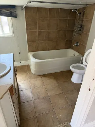 SE RENTA CASITA DE ATRAS