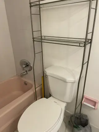 Renta habitacion / baño
