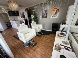RENTO ESPACIO DECORADO PARA COSMETOLOGA MAQUILISTA FOTO ESTUDIO