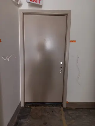 Instalador de puertas,molduras,